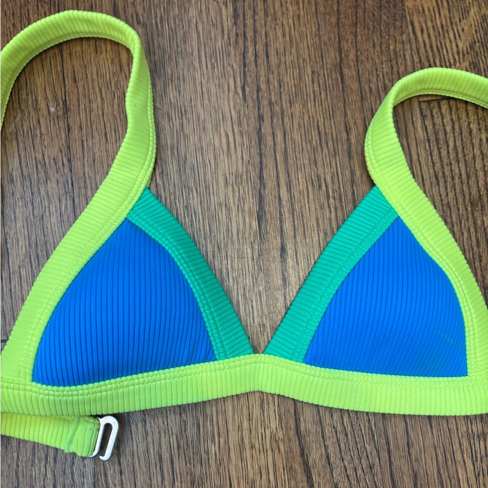 Brand New OneOne Bikini Yellow, Blue, and Green Size XS Top